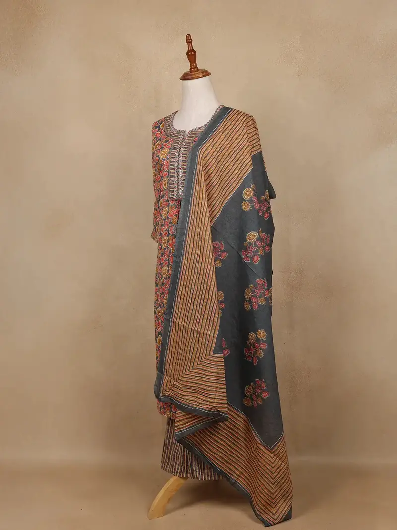 Grey Floral Design Printed Cotton Salwar Suit 3