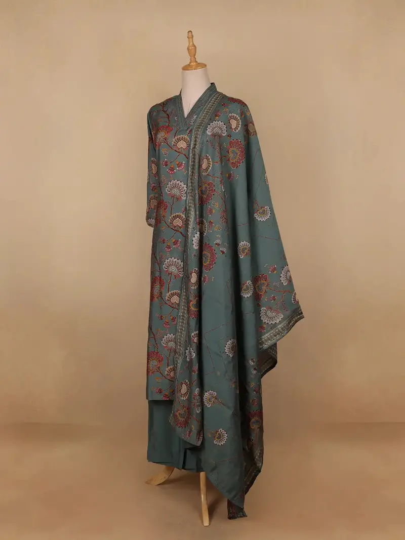 Grey Floral Designed Semi Silk Salwar Suit 3