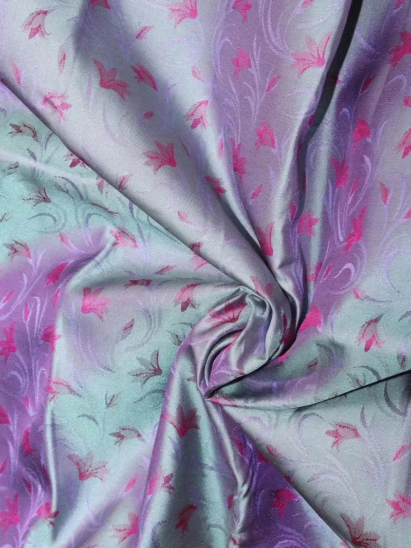 Grey Pure Kanchipuram Bridal Silk Saree With Floral Design On The Body With Zari Border 2