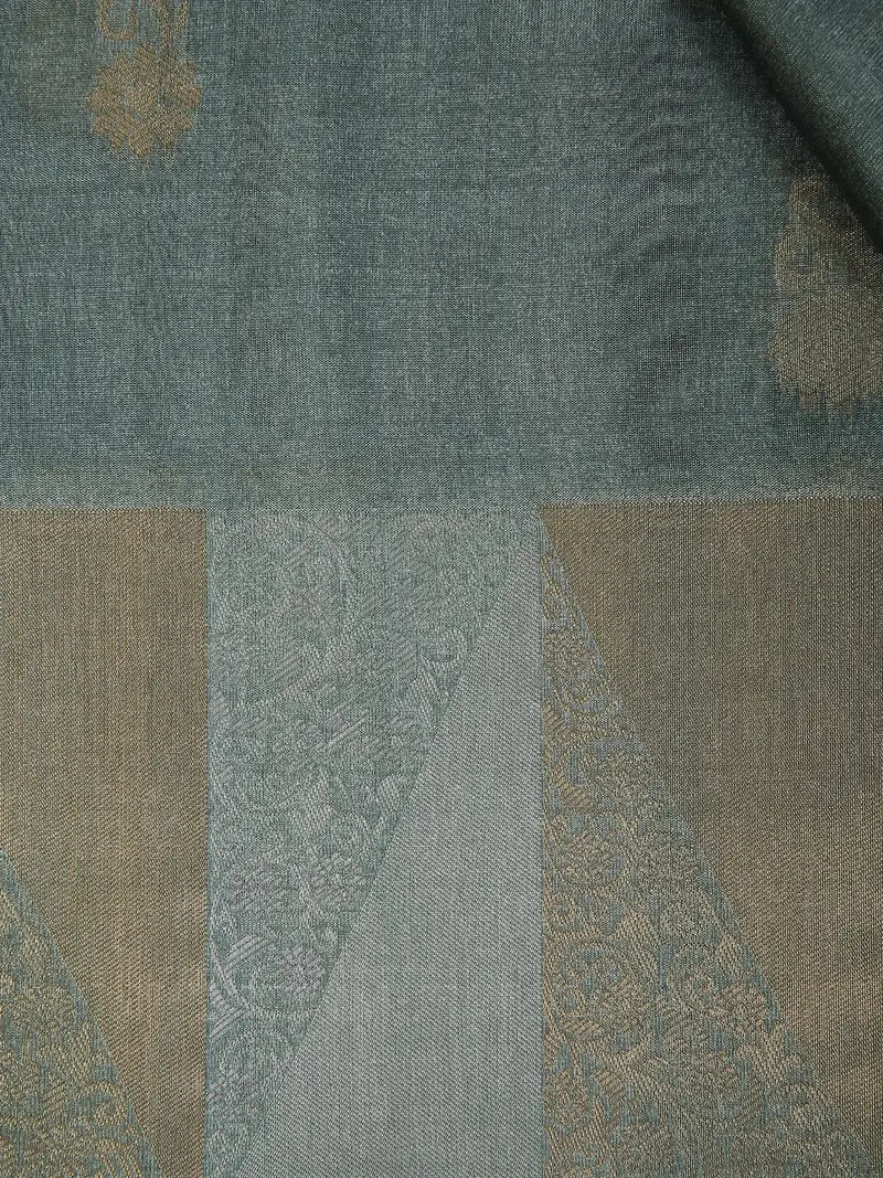 Grey Semi Tussar Silk Floral Designed Saree 2