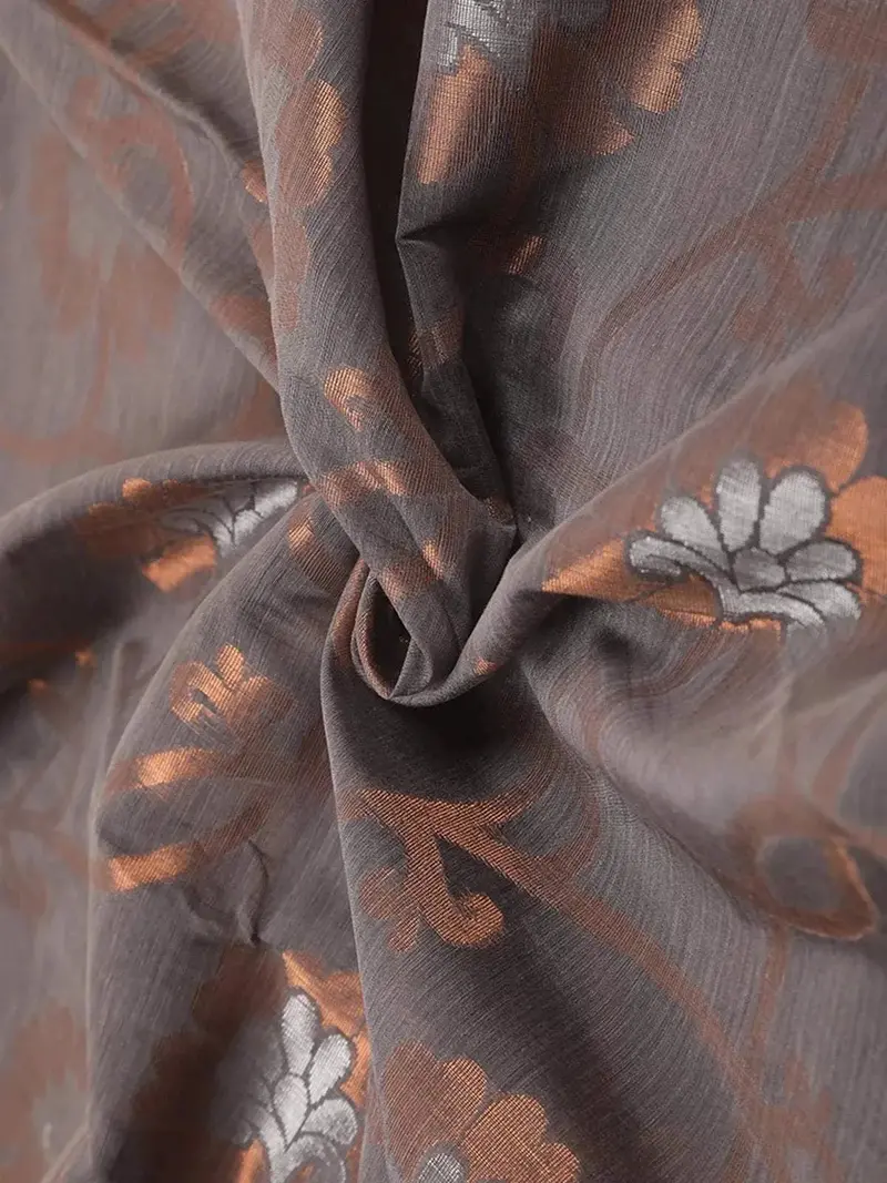 Grey Silk Cotton Saree With Flower Design On The Body With Matching Border 2