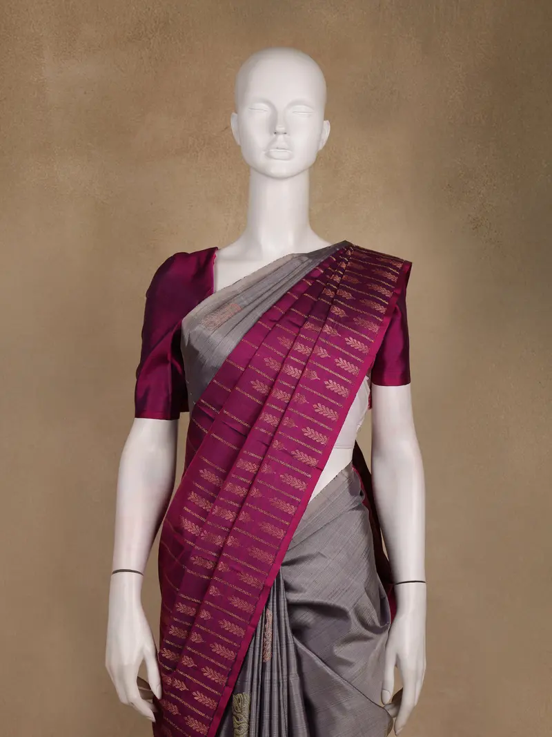 Grey Stripes Woven Design Kanchipuram Silk Saree 2