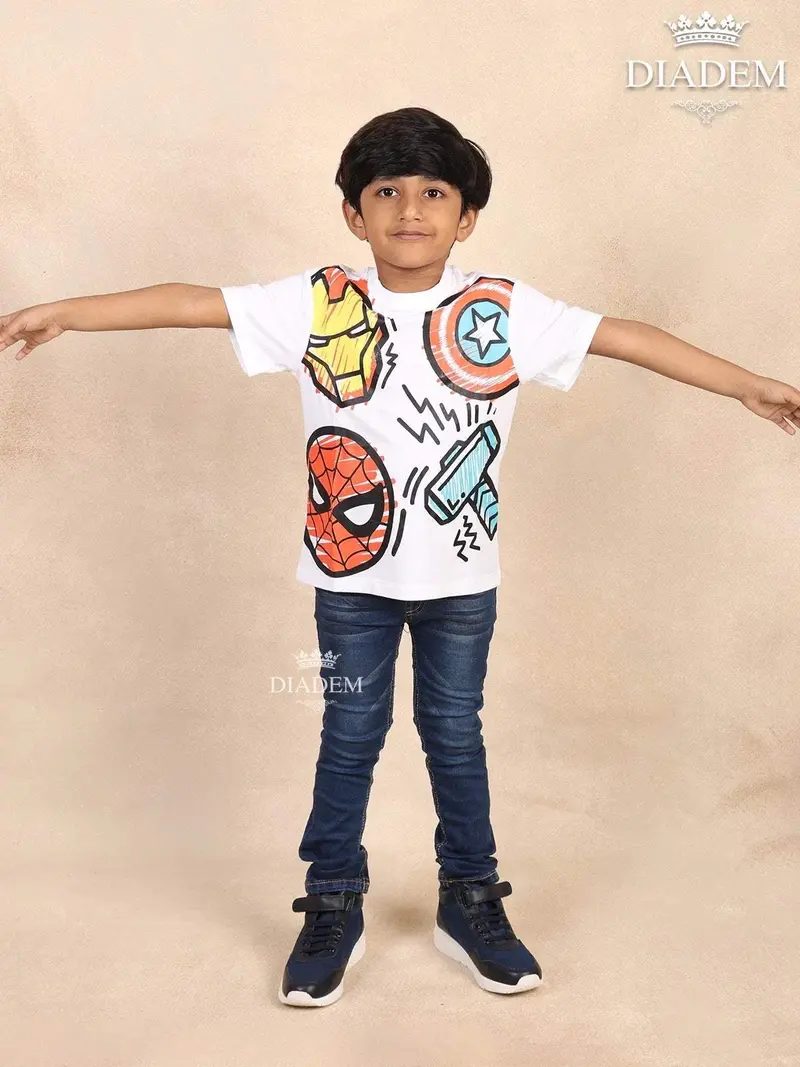 Half Sleeve White Cotton T-Shirt With Avengers Print 1