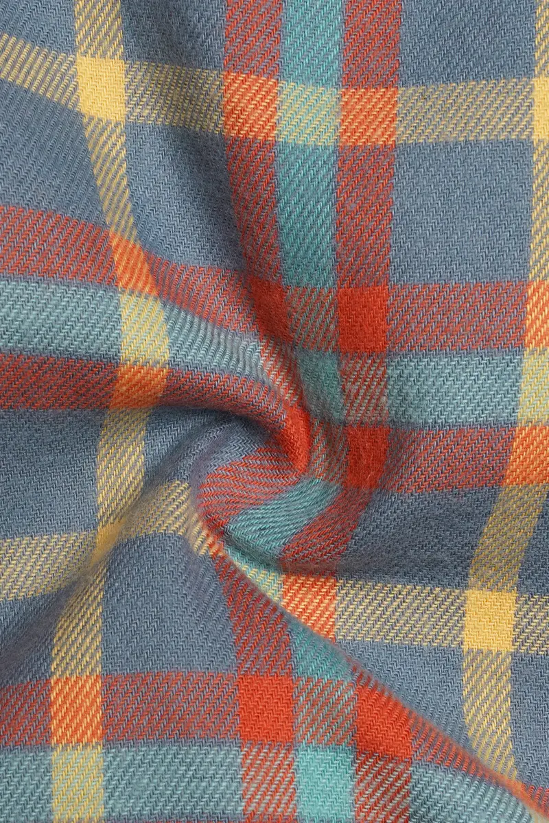 Ignivon-Raven Gray And Shocking Orange Plaid Flannel Premium Cotton Casual Shirt 3
