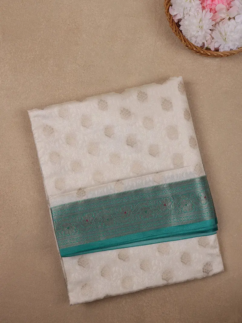 Ivory Floral Designed Woven Banarasi Silk Saree 1