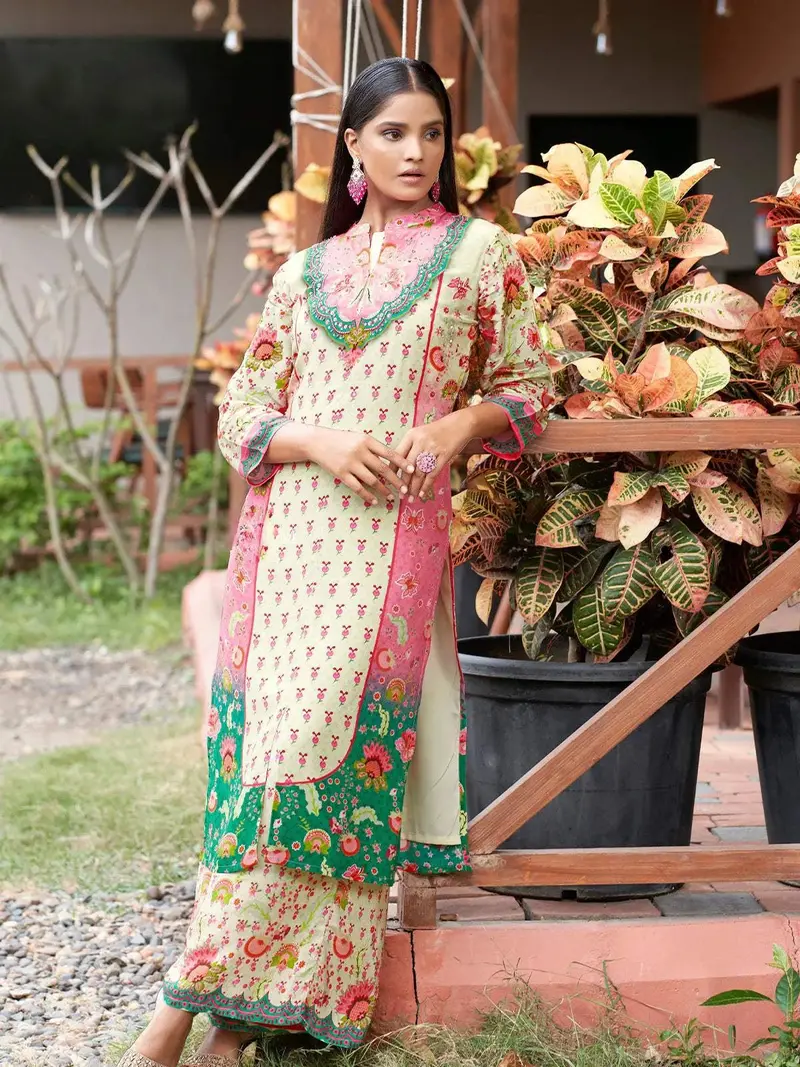 Ivory Floral Embroidered Crepe Palazzo Salwar Suit 3