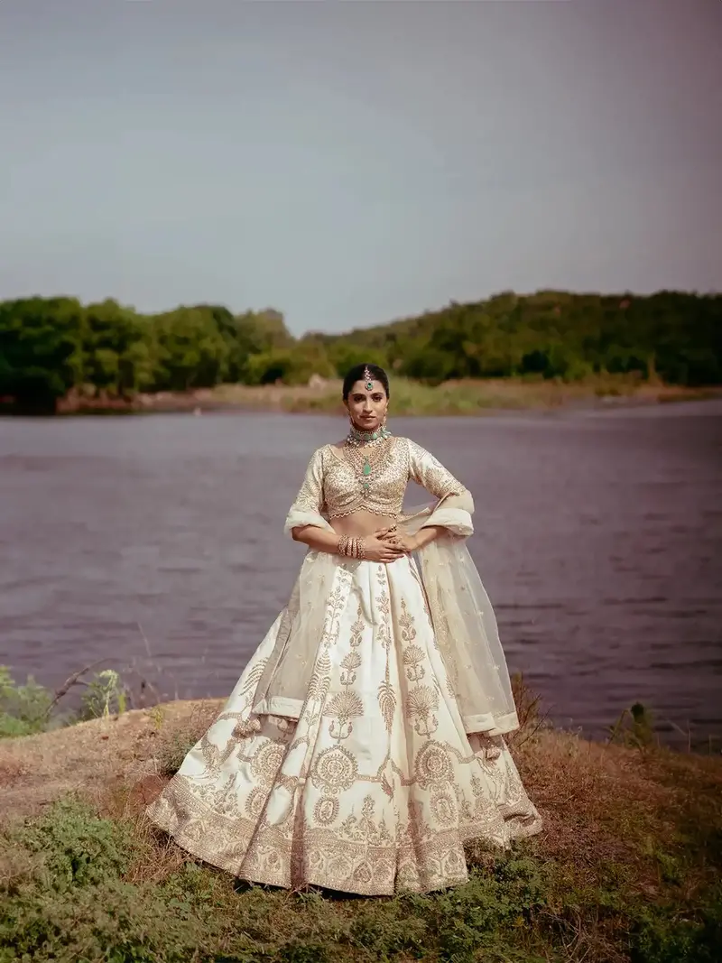 Ivory Gold Zari Embroidered Bridal Silk Lehenga Set 1