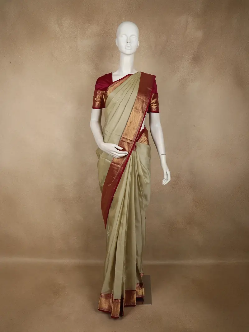 Ivory Solid Woven Design Pure Kanchipuram Silk Saree With Contrast Zari Border 1