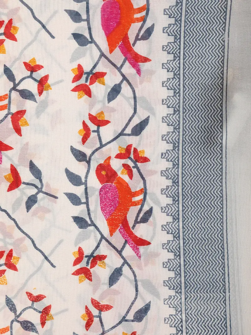 Ivory White And Red Floral And Birds Printed Design Crepe Silk Saree 2