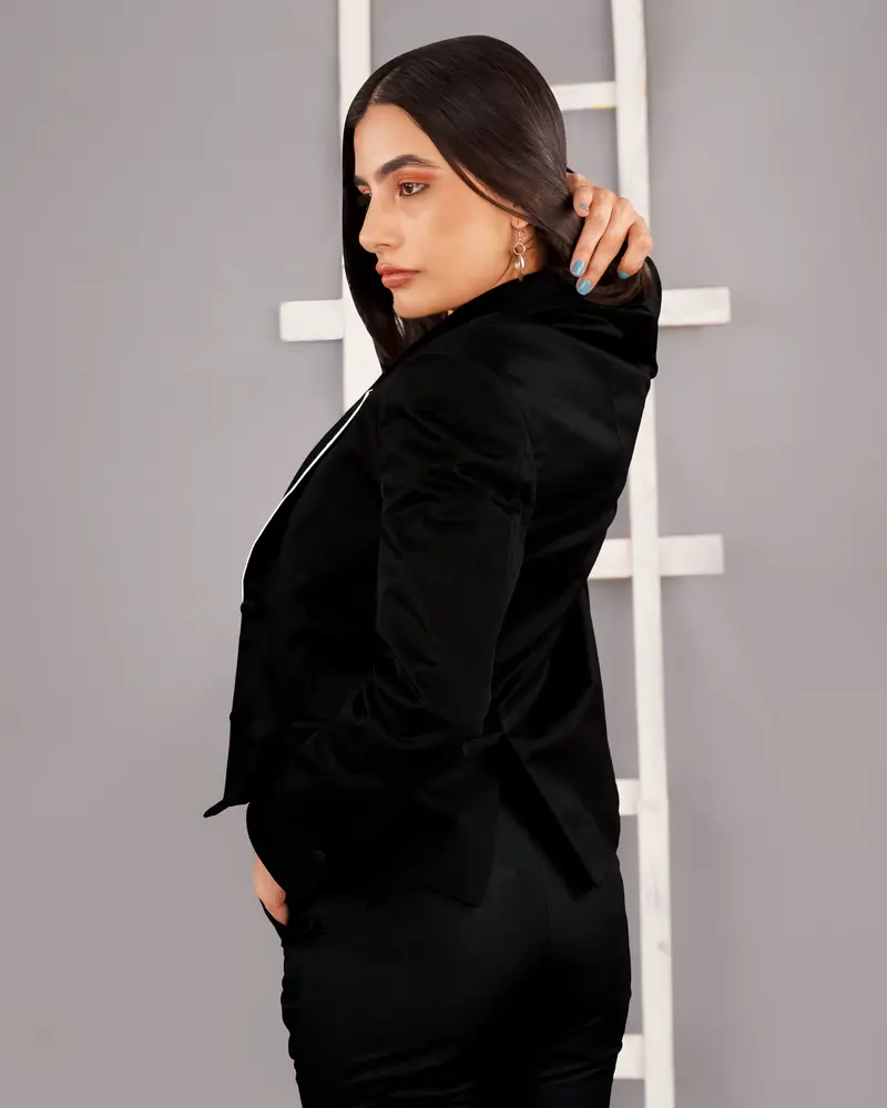 Jade Black With White Borders Premium Cotton Women's Suit 13