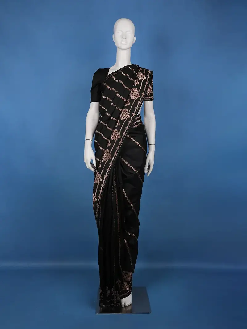 Jet Black Geometric Design Woven Banarasi Silk Saree 1