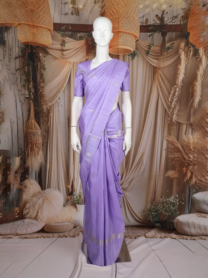 Lavender Paisley Butta Design  Pure Kanchipuram Silk Saree 1