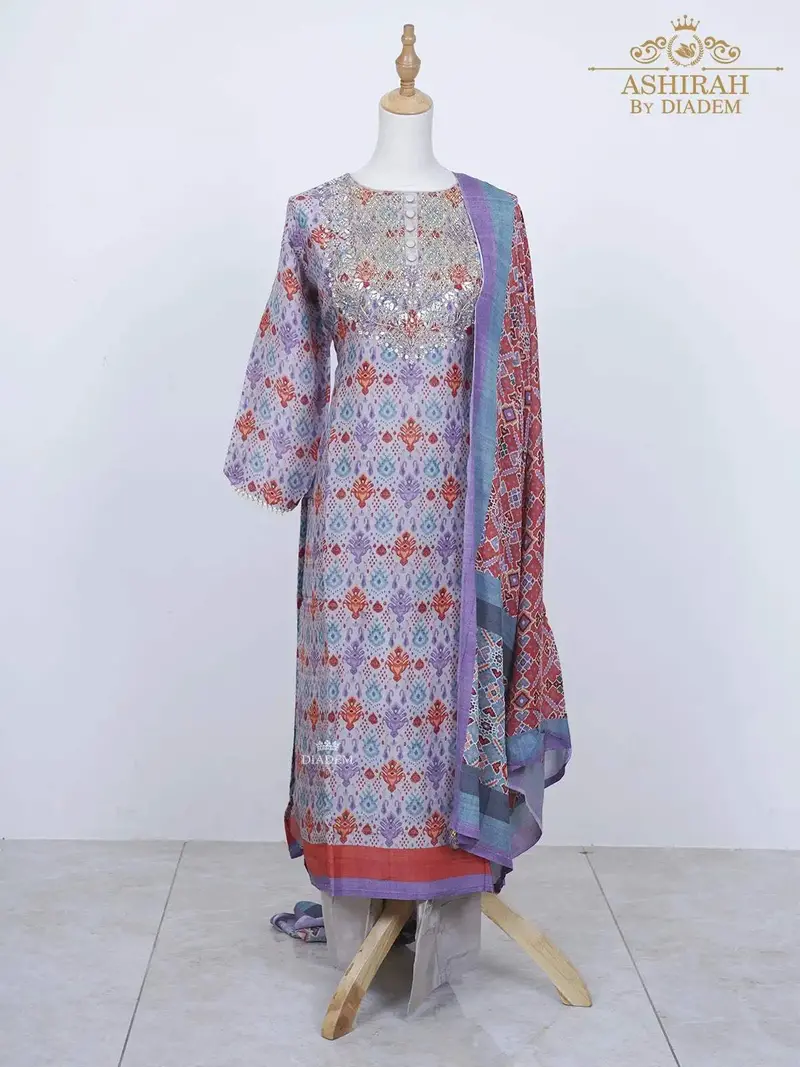 Lavender Straight Cut Salwar Suit Adorned In Embroideries And Prints With Dupatta And Pant 1