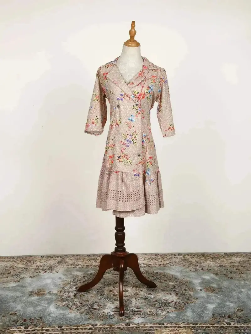 Light Brown Kurti Adorned With Floral Prints 1