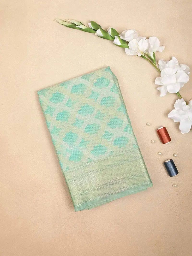Light Green Art Silk Saree With Floral And Thread Design On The Body With Zari Border 1