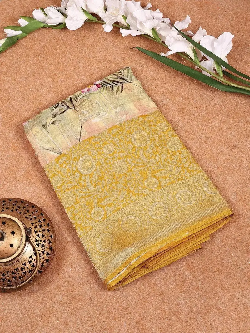 Light Green Banarasi Silk Saree With Floral Design On The Body With Zari Border 1