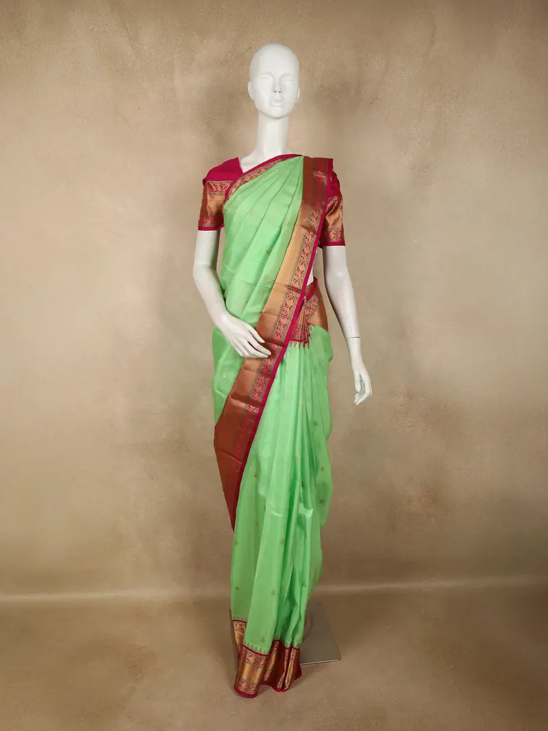 Light Green Butta Woven Design Kanchipuram Silk Saree With Contrast Zari Border 1
