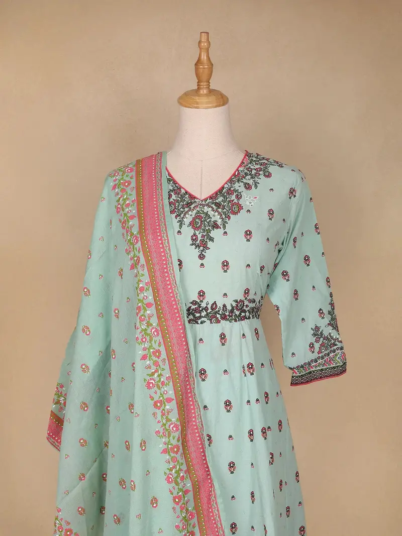 Light Green Floral Print Design Salwar Suit 2