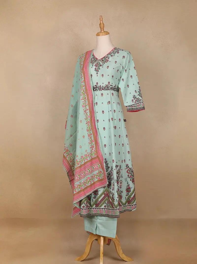 Light Green Floral Print Design Salwar Suit 3