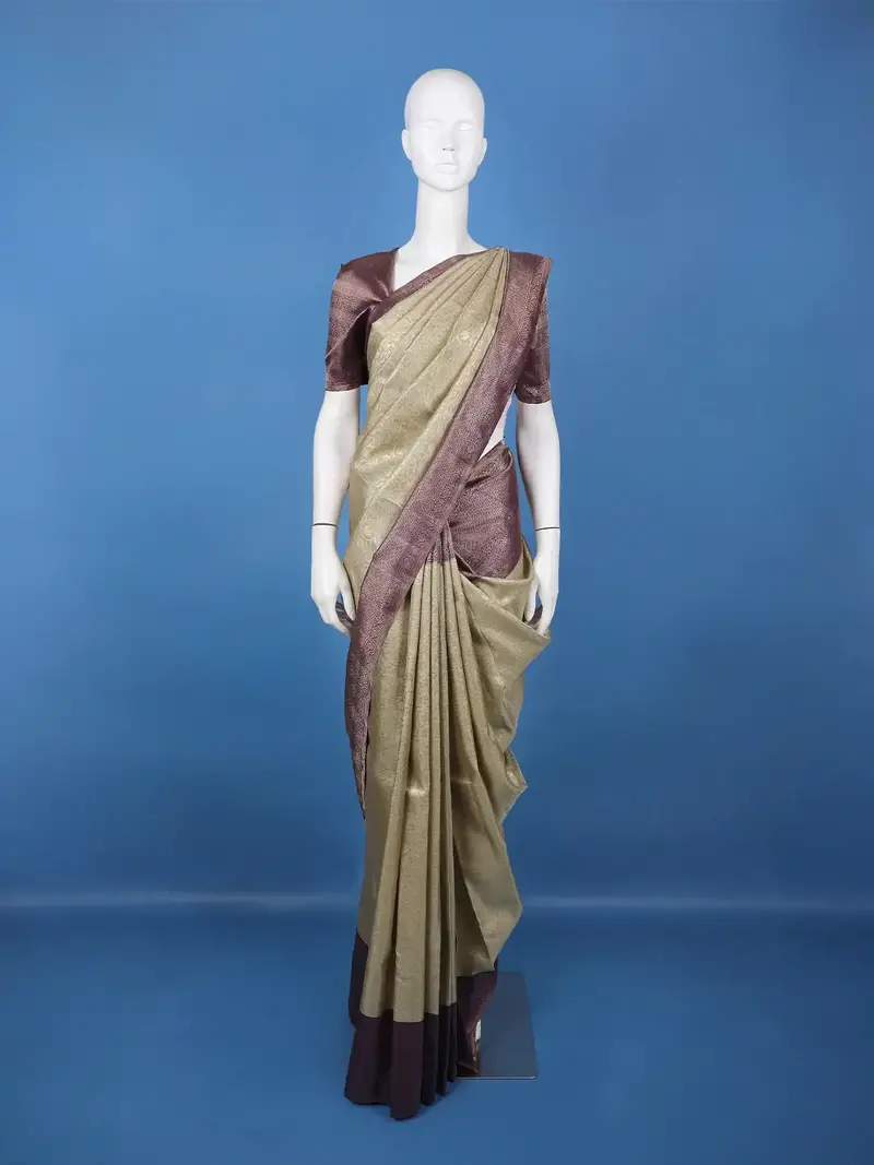 Light Green Floral Woven Pure Kanchipuram Silk Saree With Zari Border 1