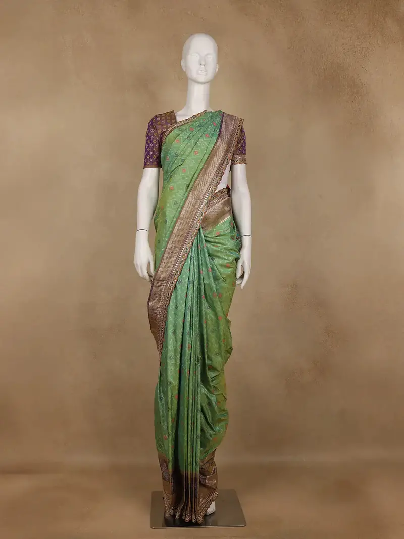 Light Green Geometric Diamond Designed Silk Saree 1