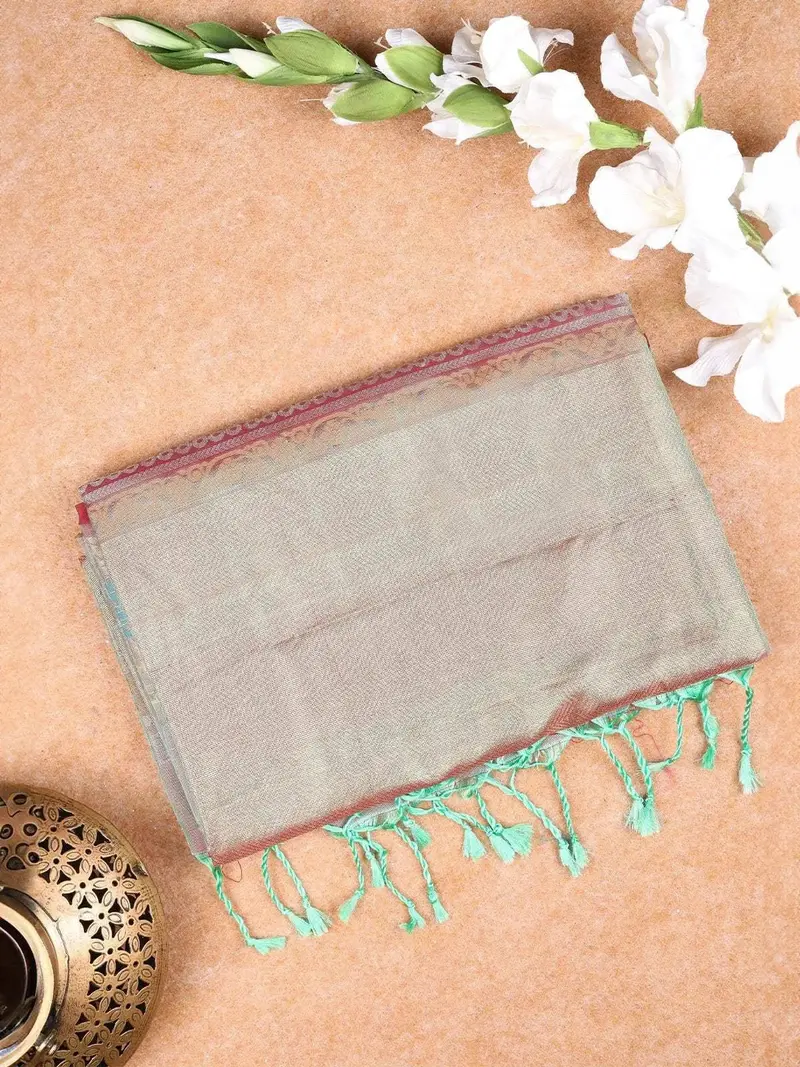 Light Green Soft Silk Saree With Flower And Plant Design On The Body And Without Border 1