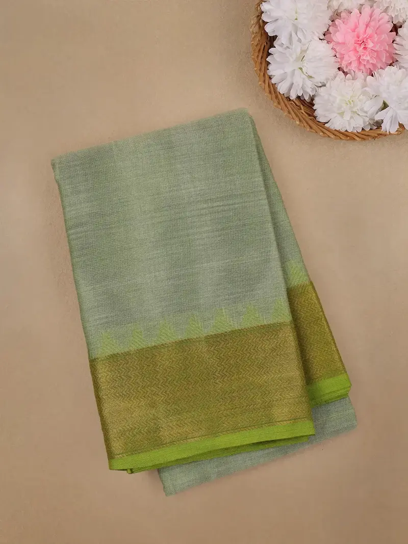 Light Green Solid Cotton Saree With Zari Border 1