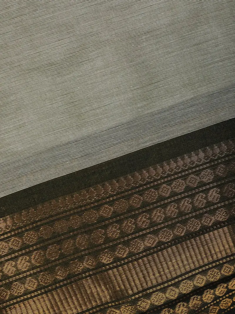 Light Grey Solid Cotton Saree Print Border 2