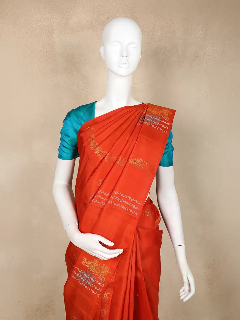 Light Orange Floral Design Kanchipuram Silk Saree With Solid Border 2