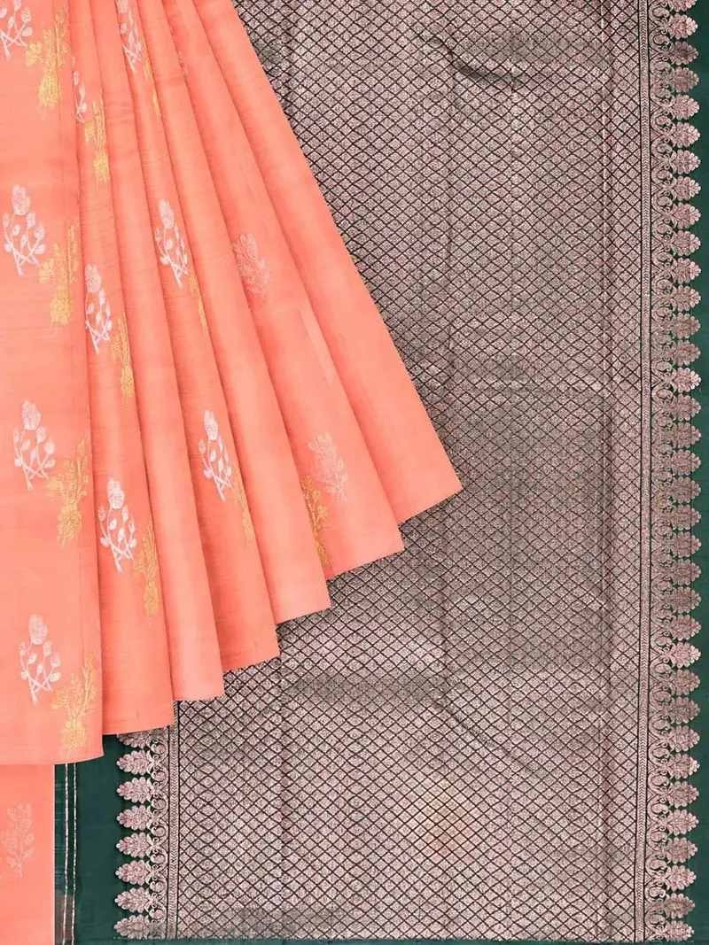 Light Peach Pure Kanchipuram Bridal Silk Saree With Floral Motif And Borderless Design 1