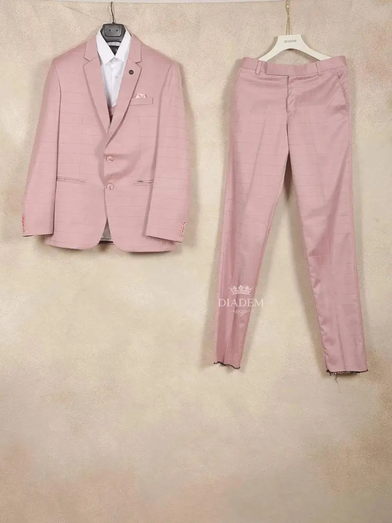 Light Pink Cotton Blend Coat Suit Paired With Matching Tie 1