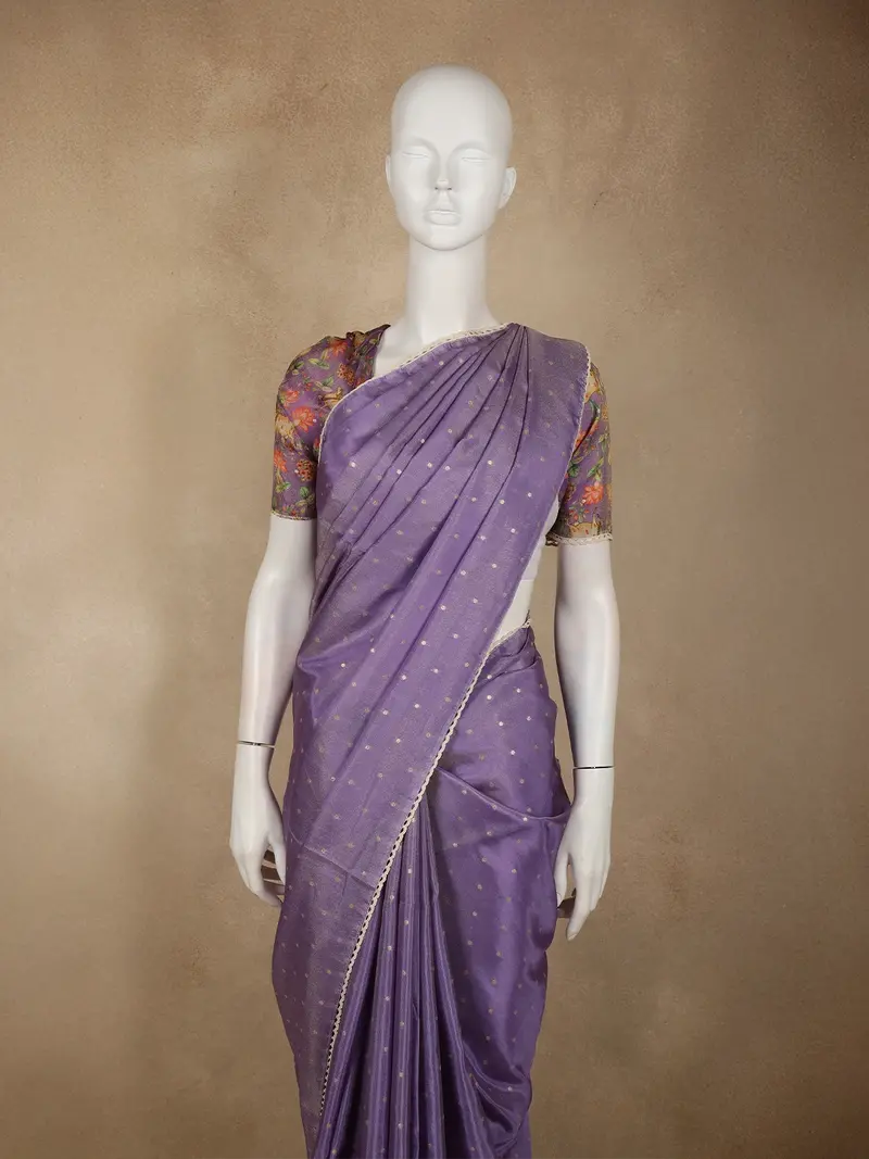Light Purple Butta Woven Design Soft Tissue Saree With Scalloped Border 2