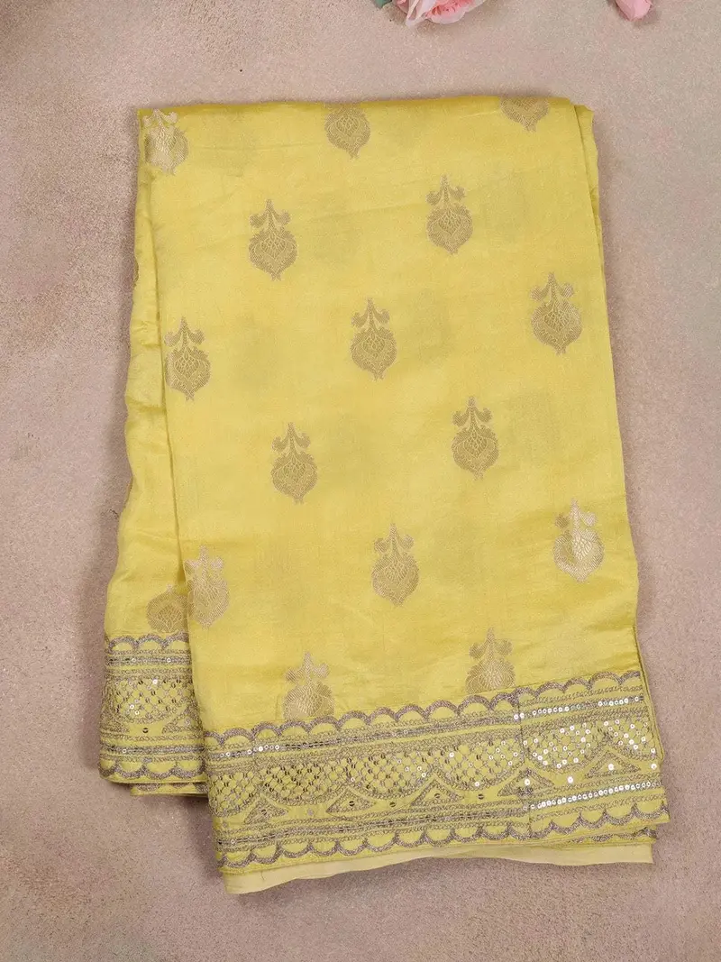 Light Yellow Organza Saree With Floral Designs On The Body And Paired With Designer Blouse 2