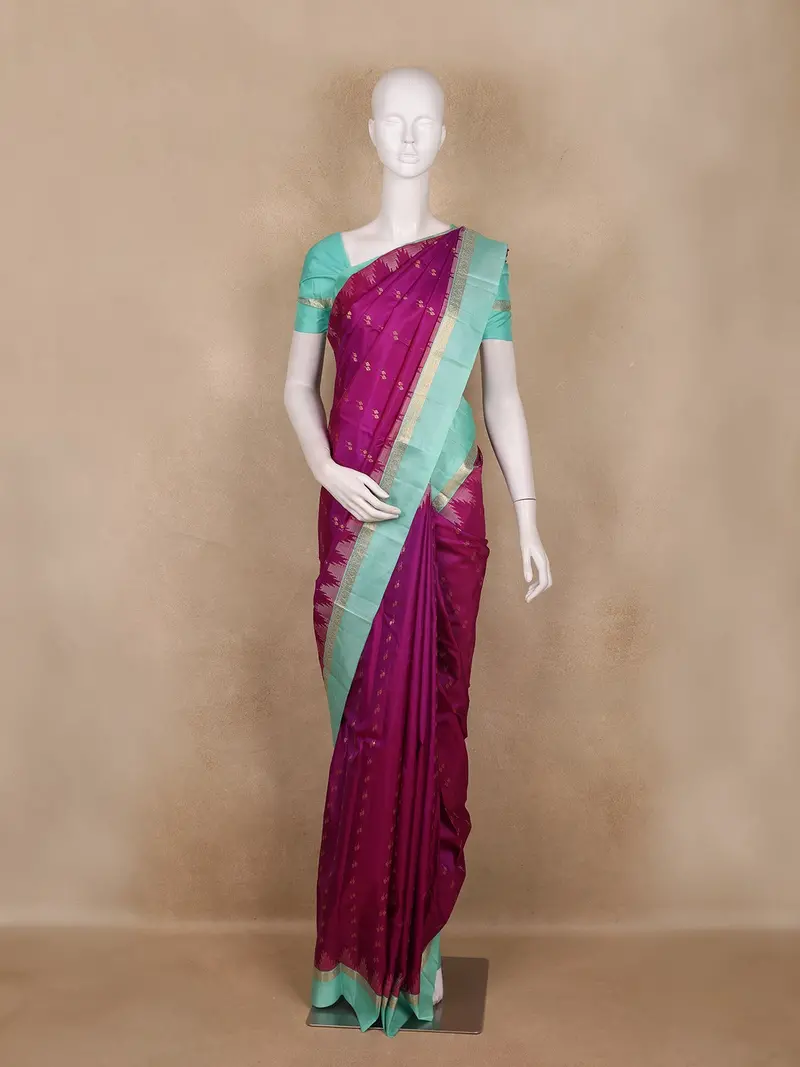Magenta Butta Woven Design Kanchipuram Silk Saree 1