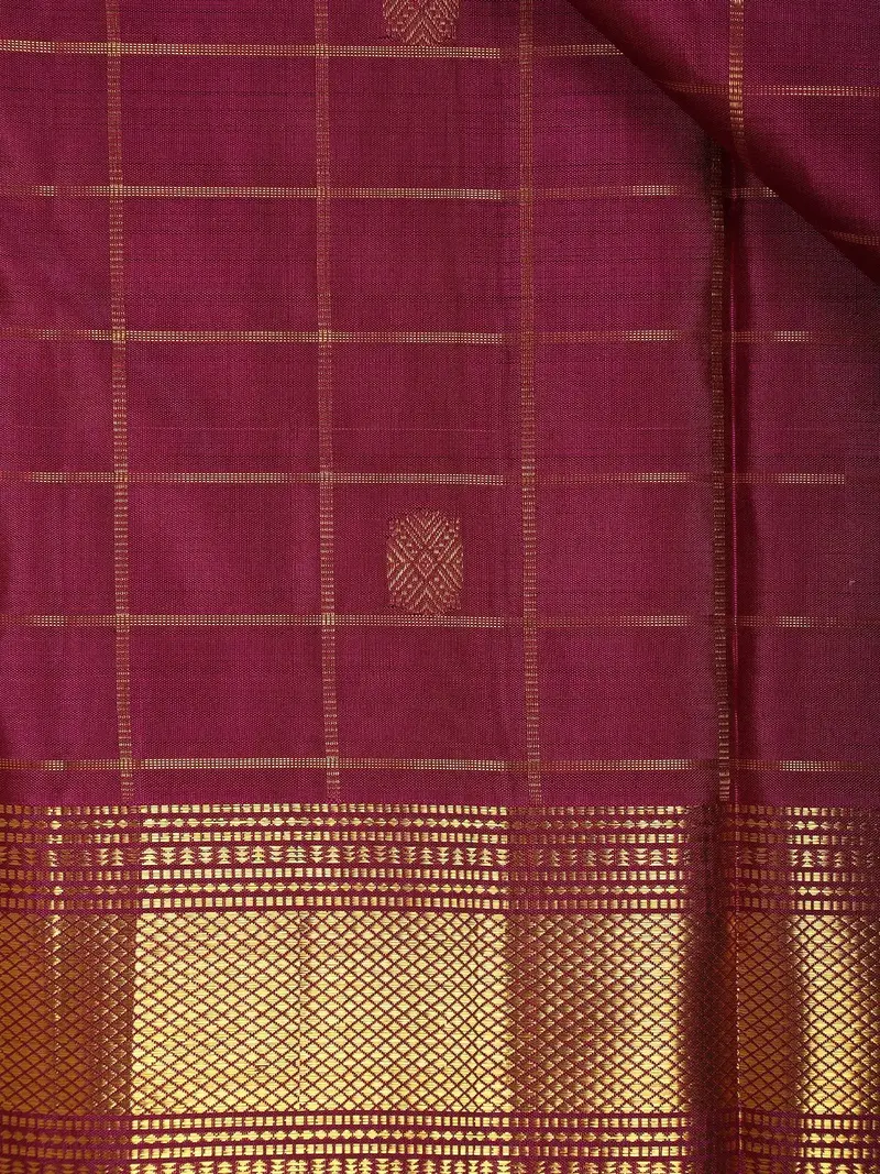 Magenta Checked Designs Pure Kanchipuram Silk Saree 2