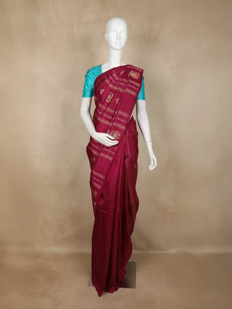 Magenta Pink Paisley And Floral Design Kanchipuram Silk Saree With Solid Border 1