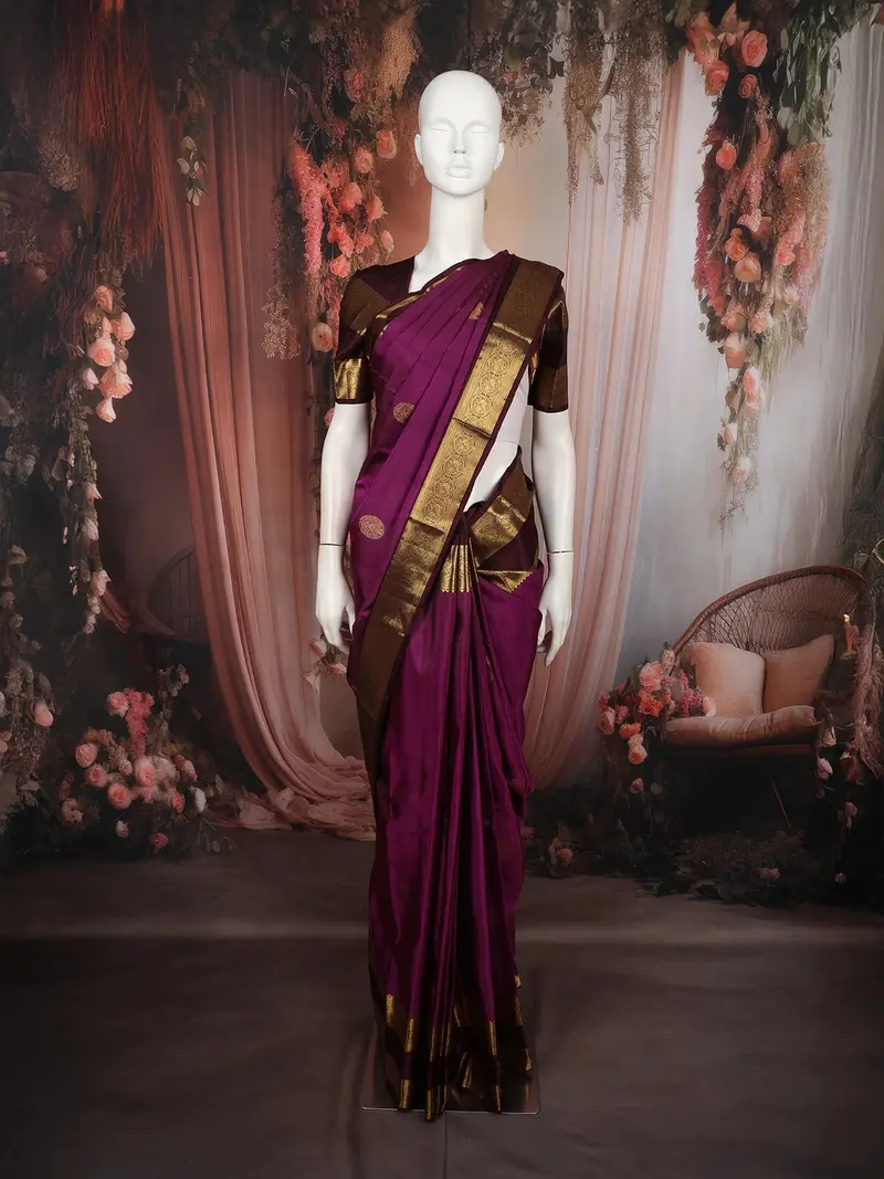 Magenta Purple Butta Zari Woven Design Pure Kanchipuram Silk Saree With Contrast Double Zari Border 2