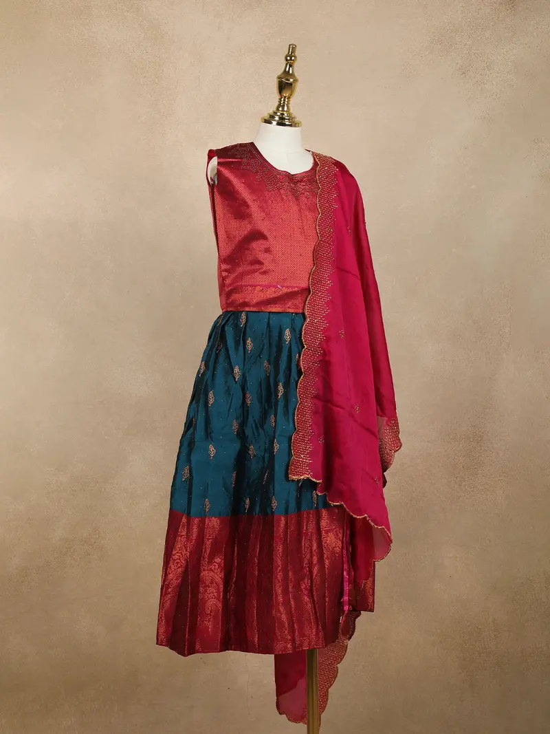 Maroon And Teal Blue Zari Woven Raw Silk Pattu Pavadai With Dupatta 4