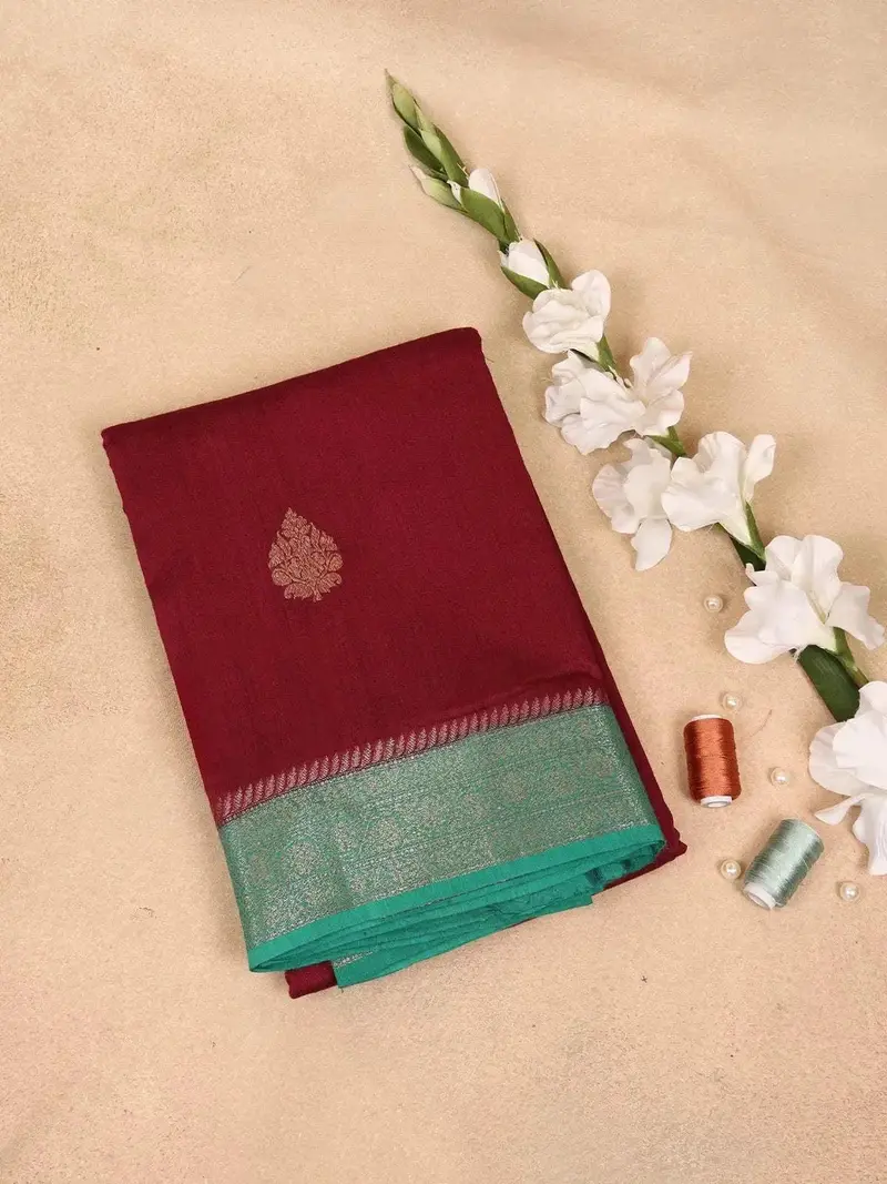 Maroon Banarasi Saree With Flower Motif On The Body With Contrast Zari Border 1