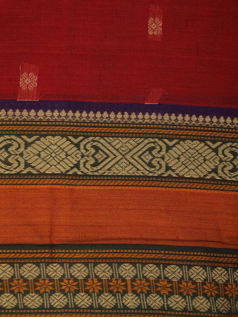 Maroon Butta Motifs Designed Cotton Saree With Contrast Woven Border 2