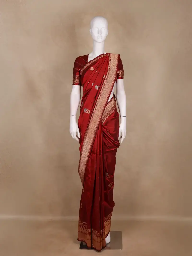 Maroon Butta Woven Design Pure Banarasi Saree 1