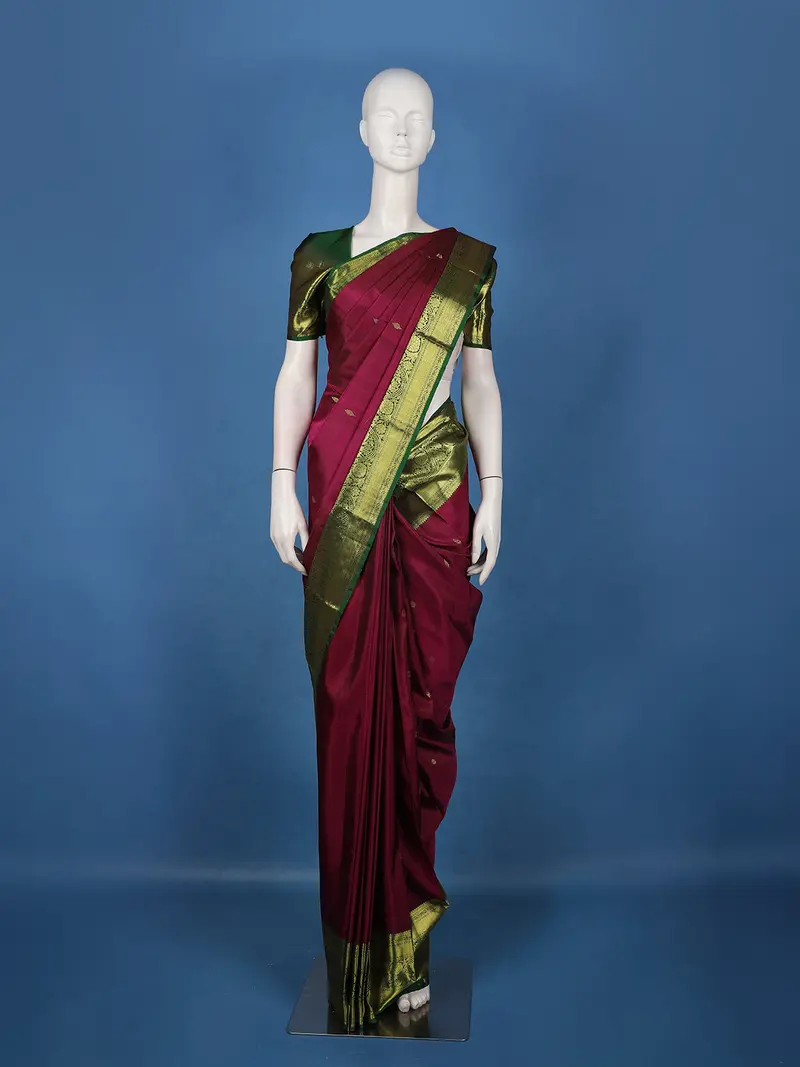 Maroon Butta Woven Design Pure Kanchipuram Silk Saree 1