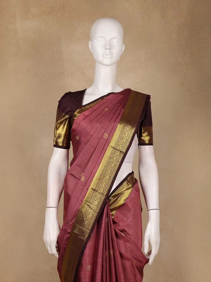 Maroon Butta Woven Design Pure Kanchipuram Silk Saree 2