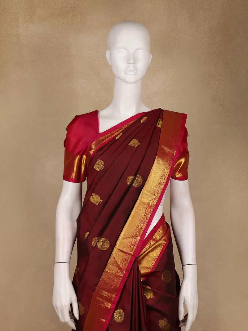 Maroon Butta Woven Design Pure Kanchipuram Silk Saree 2
