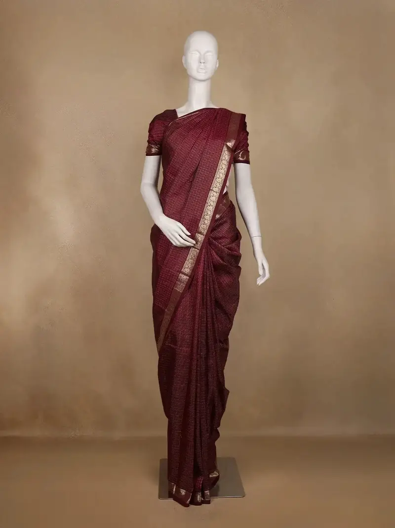 Maroon Checked Woven Pure Kanchipuram Silk Saree With Zari Border 1