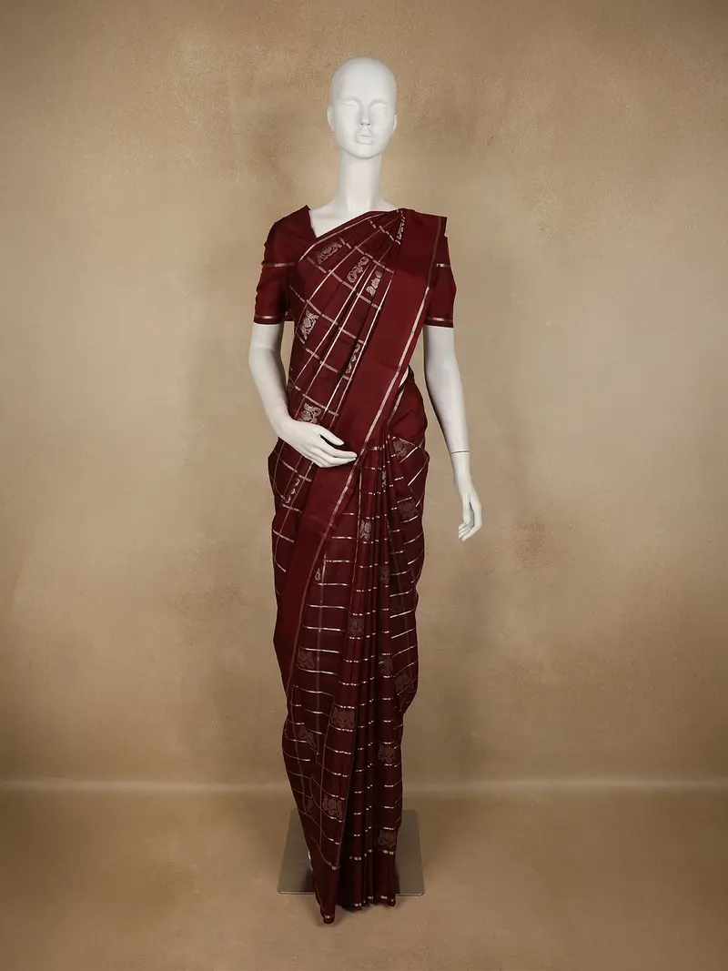 Maroon Checked Zari Woven Design Kanchipuram Silk Saree With Silver Zari Border 1