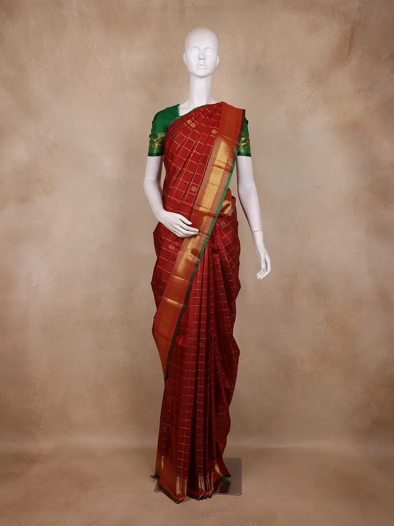 Maroon Checks Woven Pure Kanchipuram Silk Saree With Zari Border 1