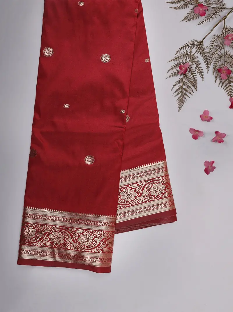 Maroon Floral Butta Woven Soft Silk Saree With Zari Border 2
