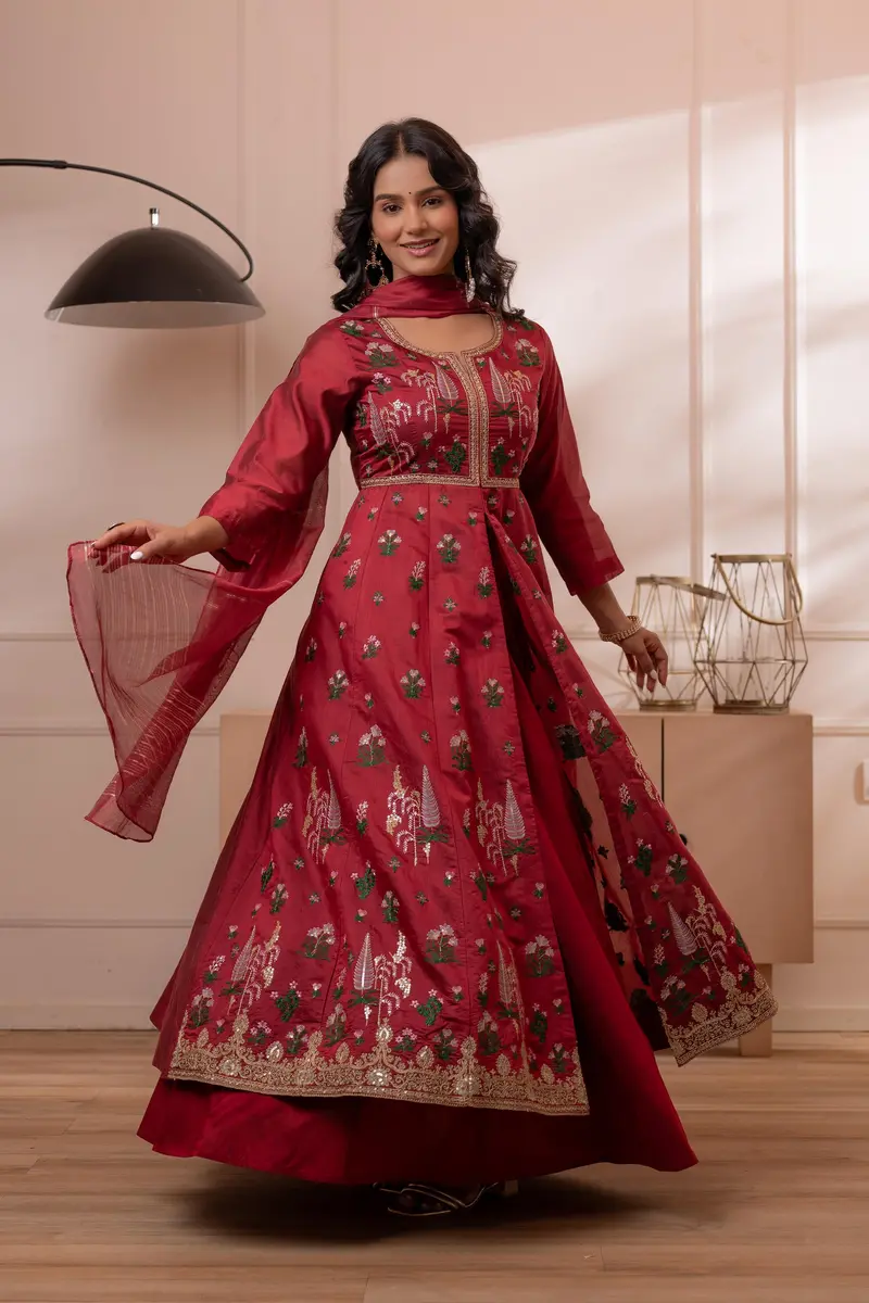 Maroon Floral Embroidered Cotton Blend Lehenga With Dupatta 2