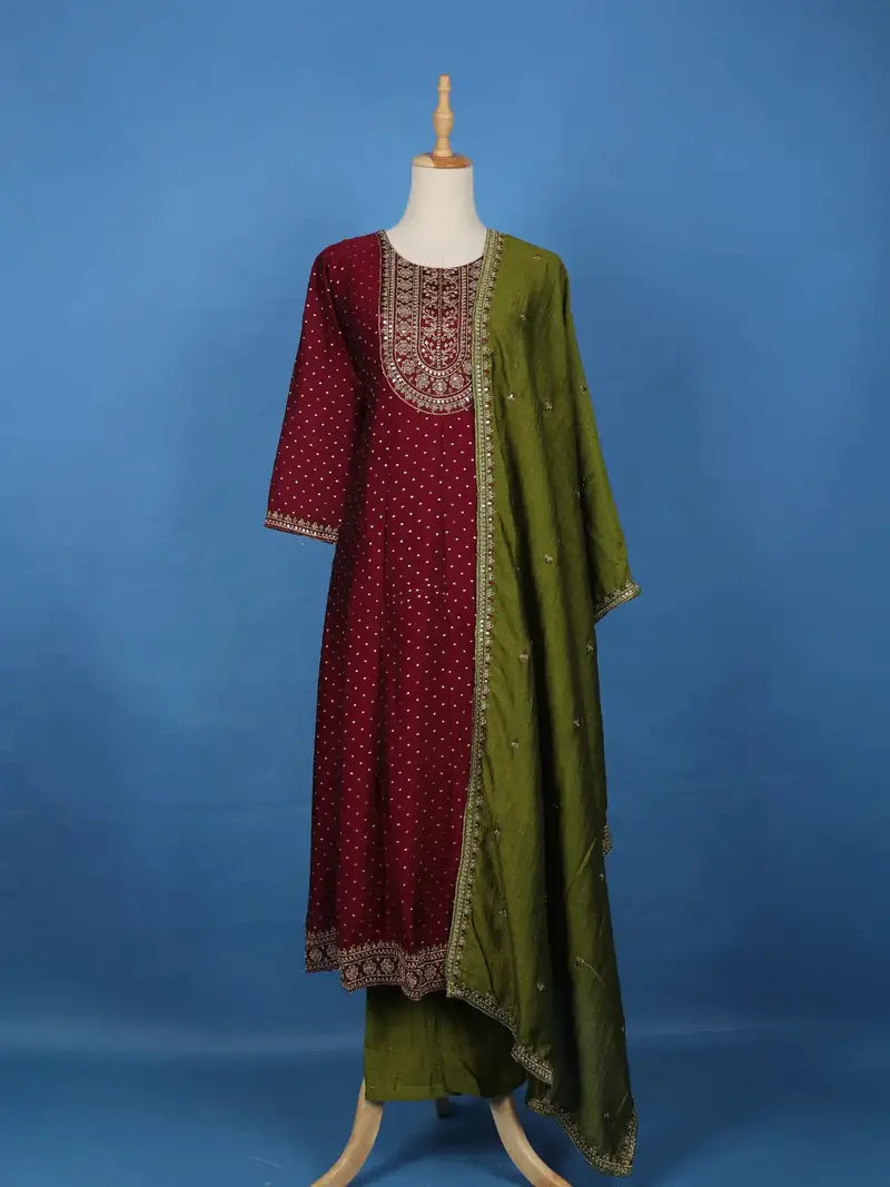 Maroon Floral Embroidered Georgette Salwar Suit 1